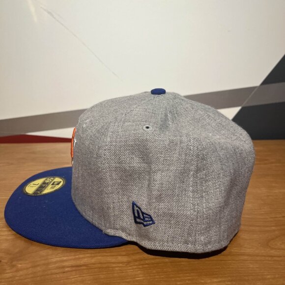 BRAND NEW~ Knicks Basketball Cap - Picture 3 of 5